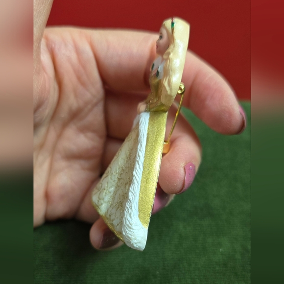 Barbie Brooche Hallmark Holiday Pin  1996 Vintage Jewelry - Picture 14 of 16